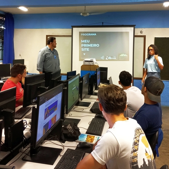 Alunos em sala de aula