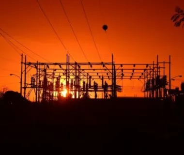 Dias quentes, consumo eficiente: como economizar energia no verão Dias quentes, consumo eficiente: como economizar energia no verão