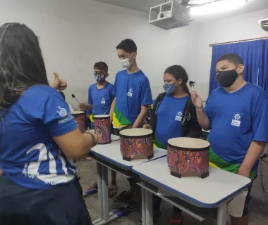 Instituto Ciranda oferece aulas de música para alunos surdos