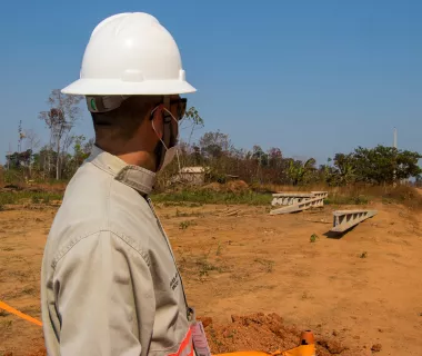 Energia melhora acesso a água e dá um refresco na vida dura do trabalh