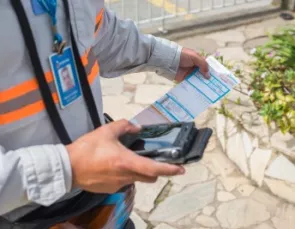 Clientes Energisa podem pagar recarga de celular na conta de luz