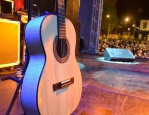 Festival de Viola de Piacatuba: uma imersão na cultura e sabores de MG